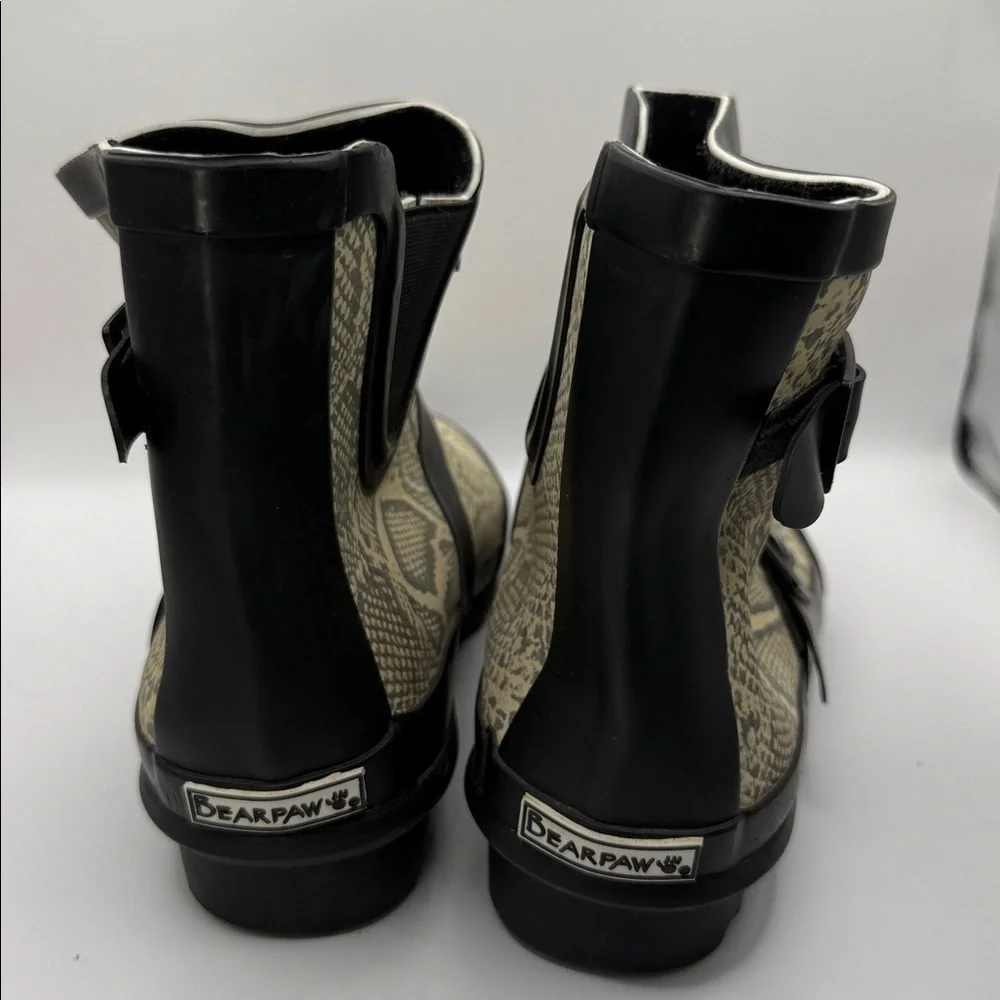 BearPaw Snakeskin Patterned Ankle Boots with Black Straps Size 7